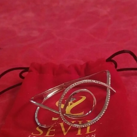 Sevil Italian design swirl bangle - Picture 3 of 4